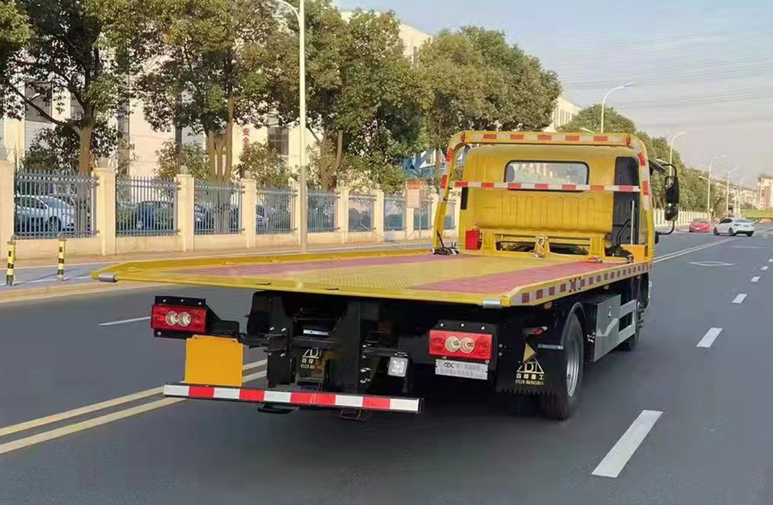 Novo caminhão destroçador Foton 4 * 2 caminhão de reboque 3800mm Base de rodas 3 toneladas de capacidade de carga