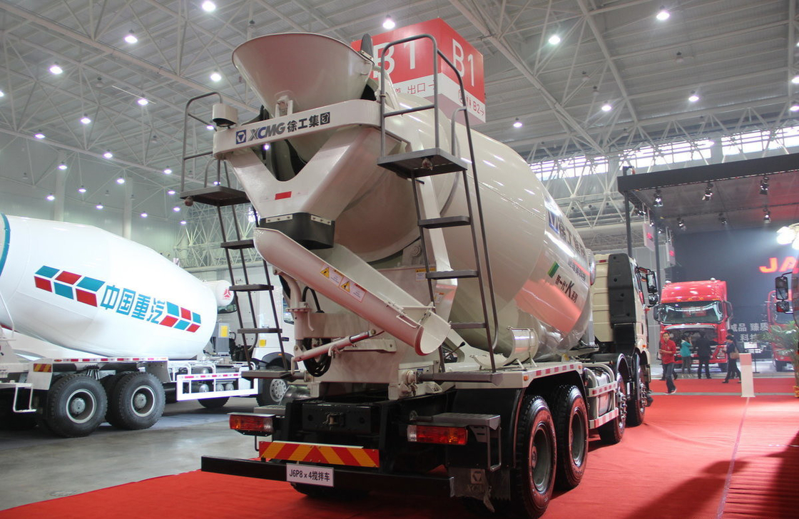 Caminhão de mistura de concreto 6,5 cubo FAW 8×4 Misturador de cimento Euro 4 Single and Half Cabin LHD