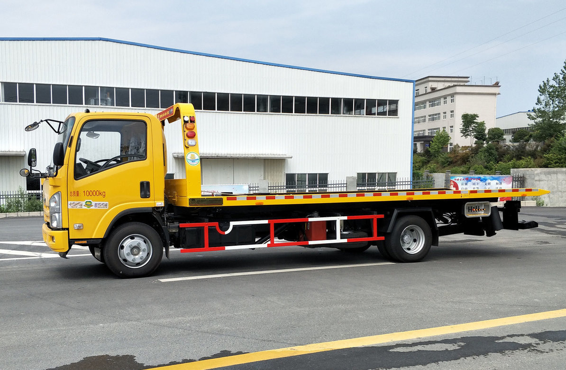 Pequenos caminhões de reboque cama plana 4500mm distância entre rodas 190hp motor diesel seis velocidades manual