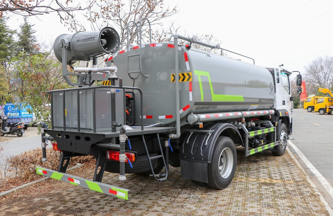 4x2 caminhão de borrifos de água de cabina única e meia marca chinesa Foton 11,5m3 Capacidade de tanque