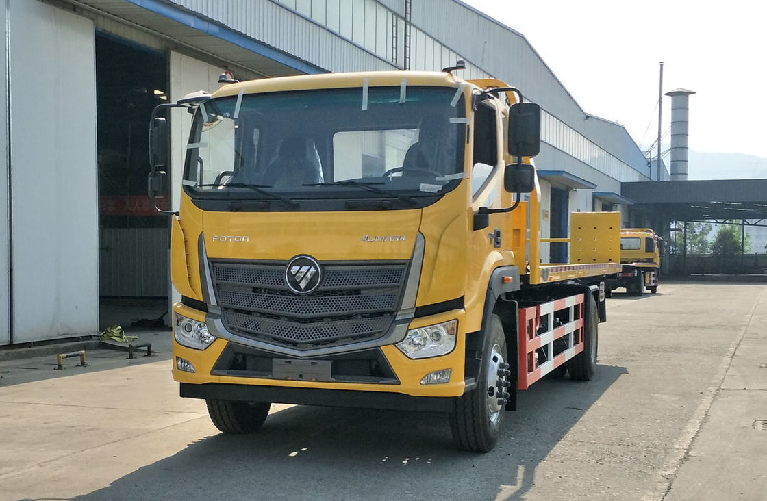 Modo de movimentação de 7 toneladas da cama lisa 4*2 do motor diesel 210hp de Foton do caminhão Wrecker 10,5 medidores de comprimento