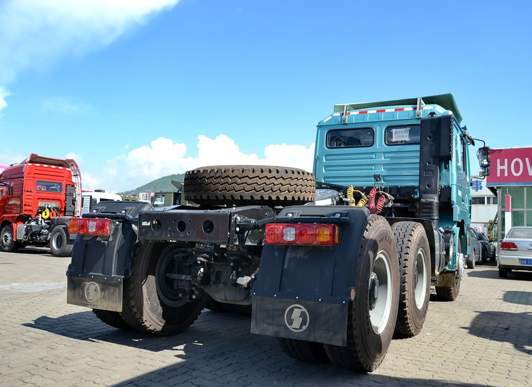 Caminhão Tractor Head Shacman F3000 Cavalo 10 rodas 336hp Transportes diários de produtos industriais