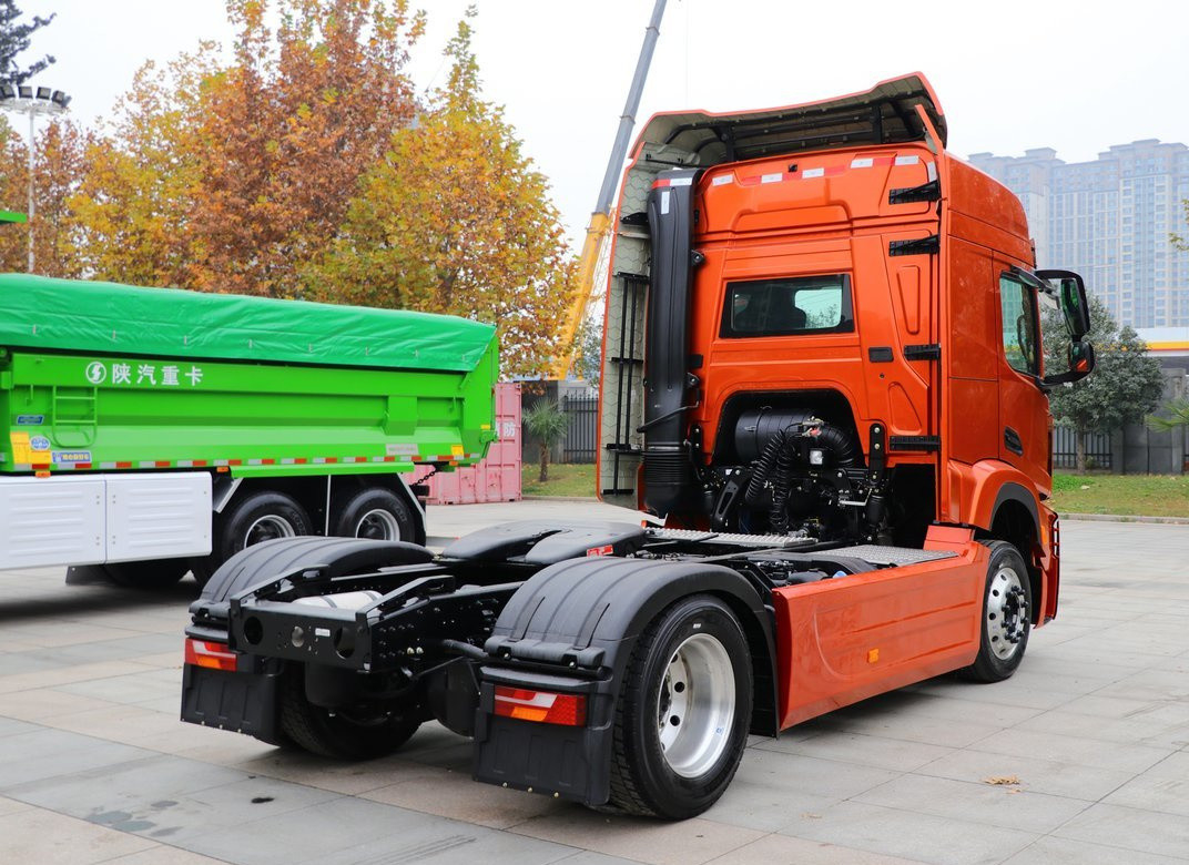 Tractor Trailer Truck Brand New 4*2 Shacman H6000 Single Axle Weichai 430hp Uma fila e meia