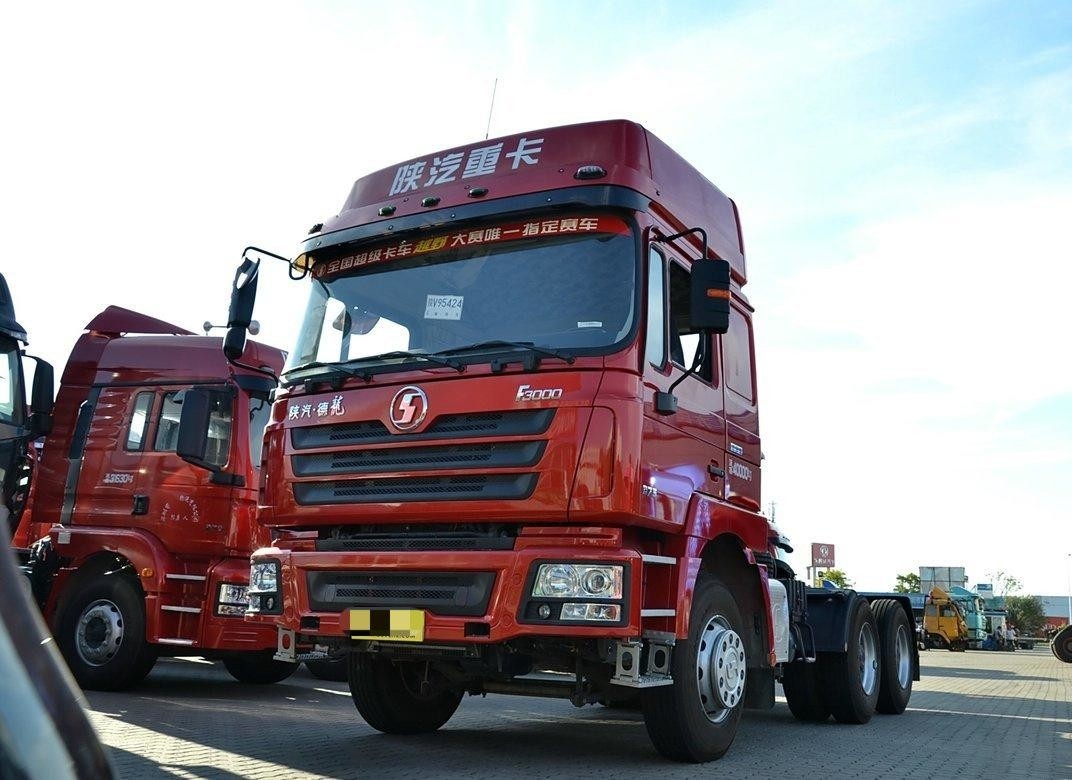 Shacman Trator Truck F3000 Cabine de telhado alto 10 Pneus Weichai 375hp LHD/RHD Bom uso na África