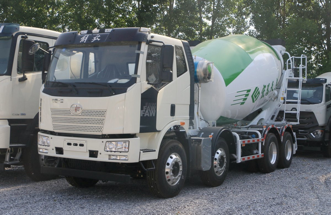 90% Máquina de mistura de concreto nova com camião de mistura de concreto 8*4 FAW