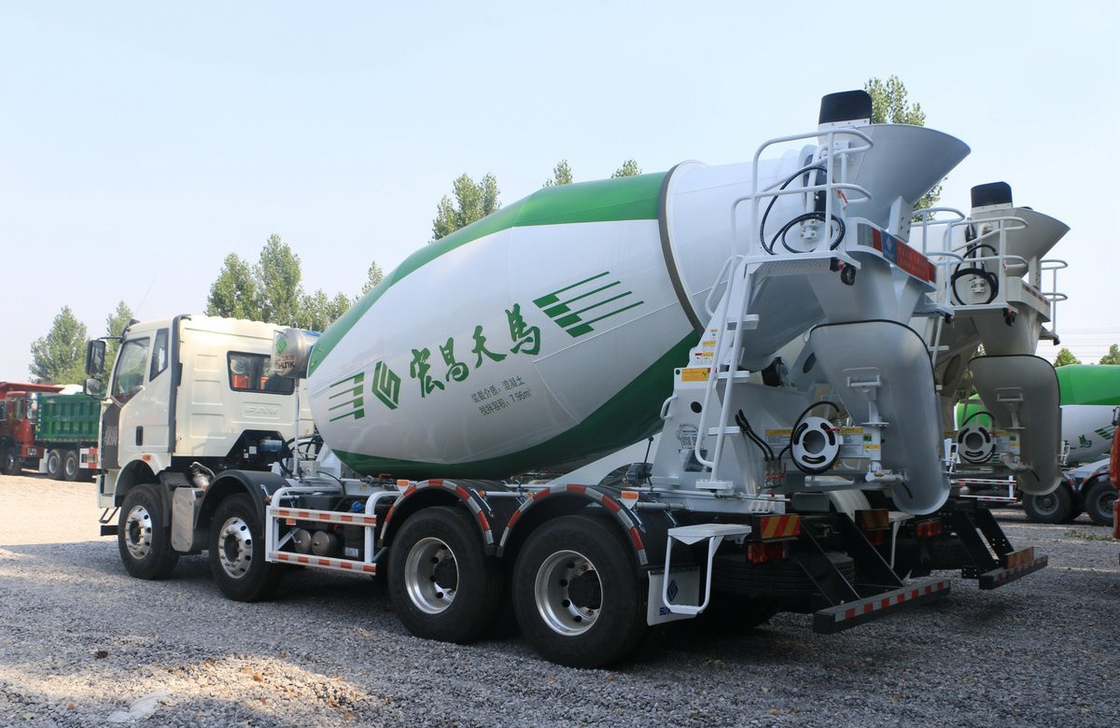 90% Máquina de mistura de concreto nova com camião de mistura de concreto 8*4 FAW