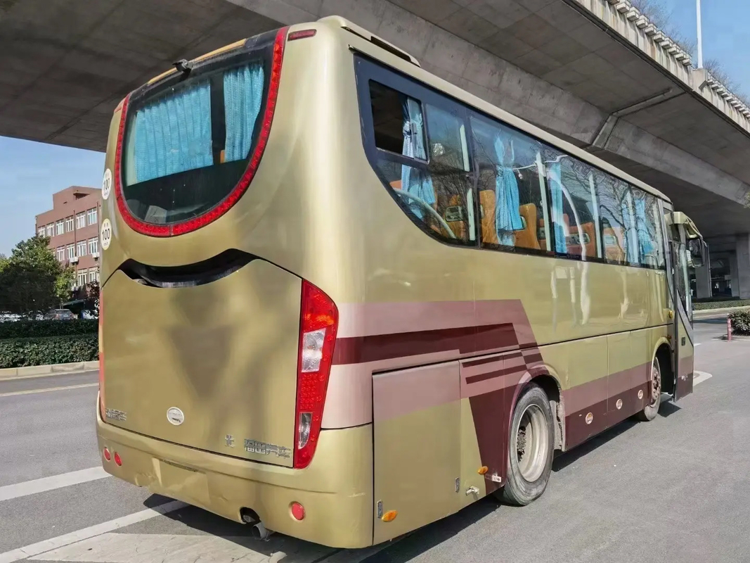BJ6800 Autocarro diesel de direção esquerda com ar condicionado da marca Futian com grande espaço para bagagem