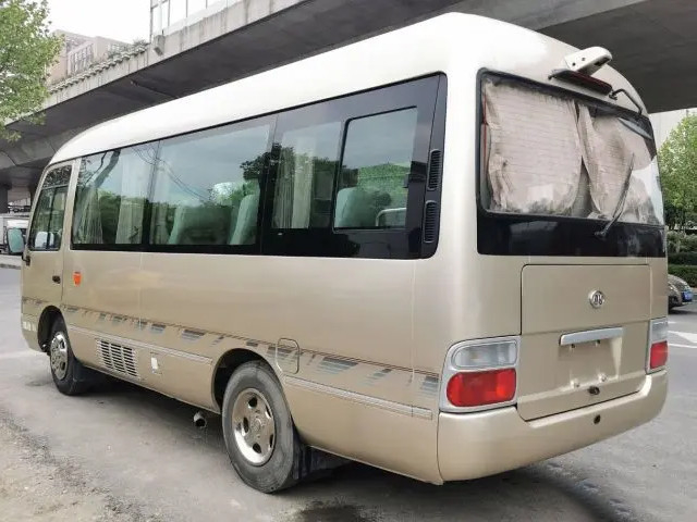 HFF6600 Ankai Motor a diesel montado na frente Direção à esquerda Ônibus de porte único de tamanho médio