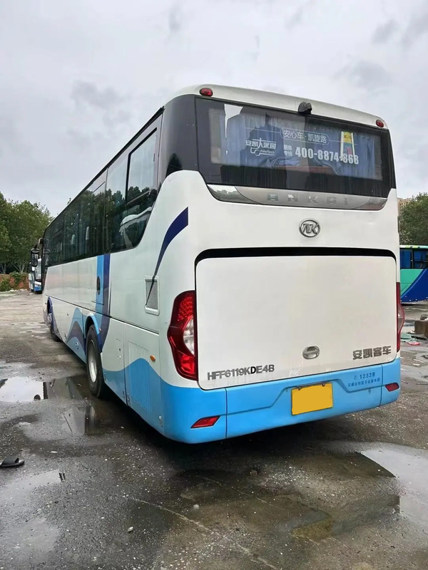 HFF6119 Autobus de luxo de 51 lugares com grande espaço para bagagem, motor diesel traseiro, direção à esquerda