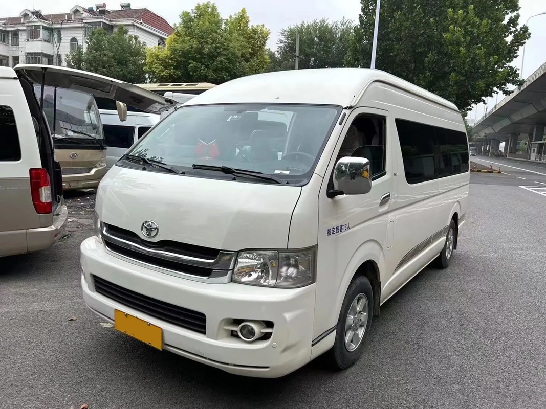 Toyota Hiace Electric Minibus de luxo de segunda mão