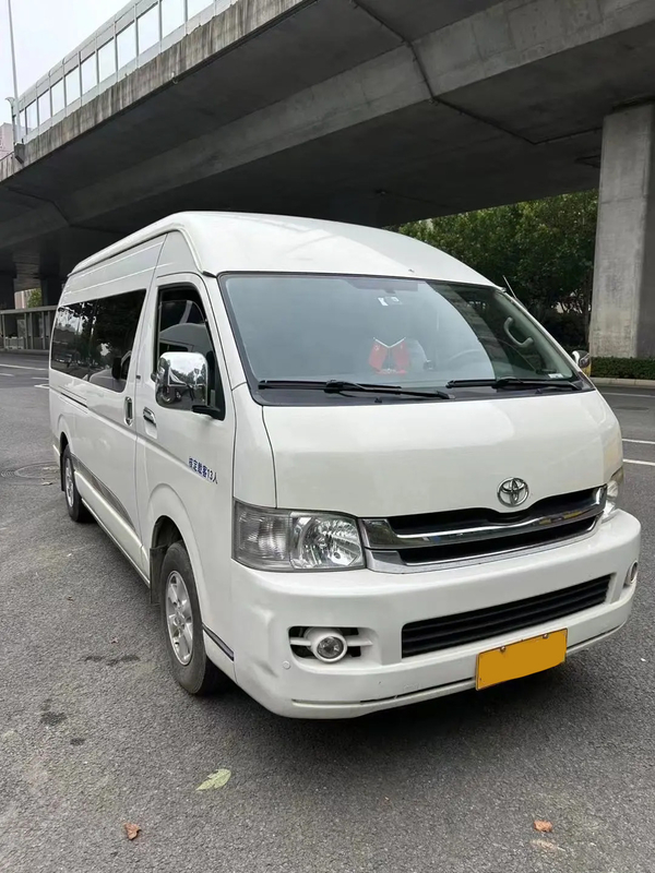 Toyota Hiace Electric Minibus de luxo de segunda mão