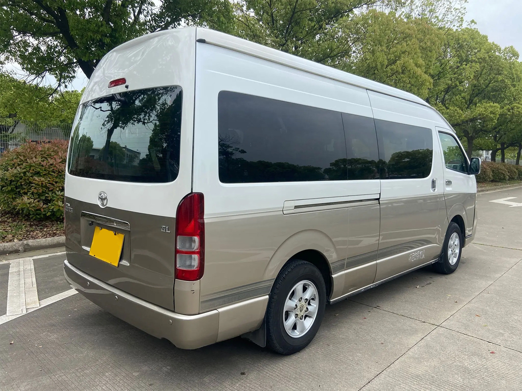 Toyota Hiace Minibus de 13 lugares com direção à esquerda elétrico de porta média Euro 4 Standard Champagne Gold