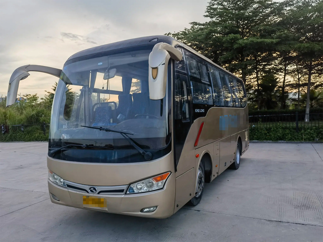 XMQ6759 Euro 4 Padrão 7.5m Direção esquerda Motor diesel KingLong Usado ônibus de passageiros