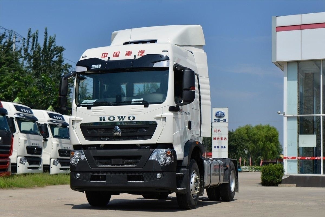 HOWO Trator caminhão nacional VI padrão de emissões único eixo 350HP diesel com defletor