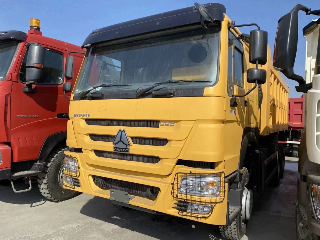 Howo Sino Truck 2023 Amarelo Cor 6*4 Drive Mode Weichai 380hp Direito Direito Brand New