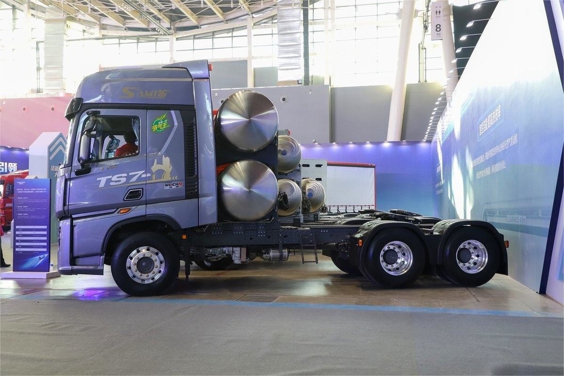 HOWO TS7 camião pesado 700HP 6X4 tampão hidráulico GNL de transmissão automática tractor de telhado alto