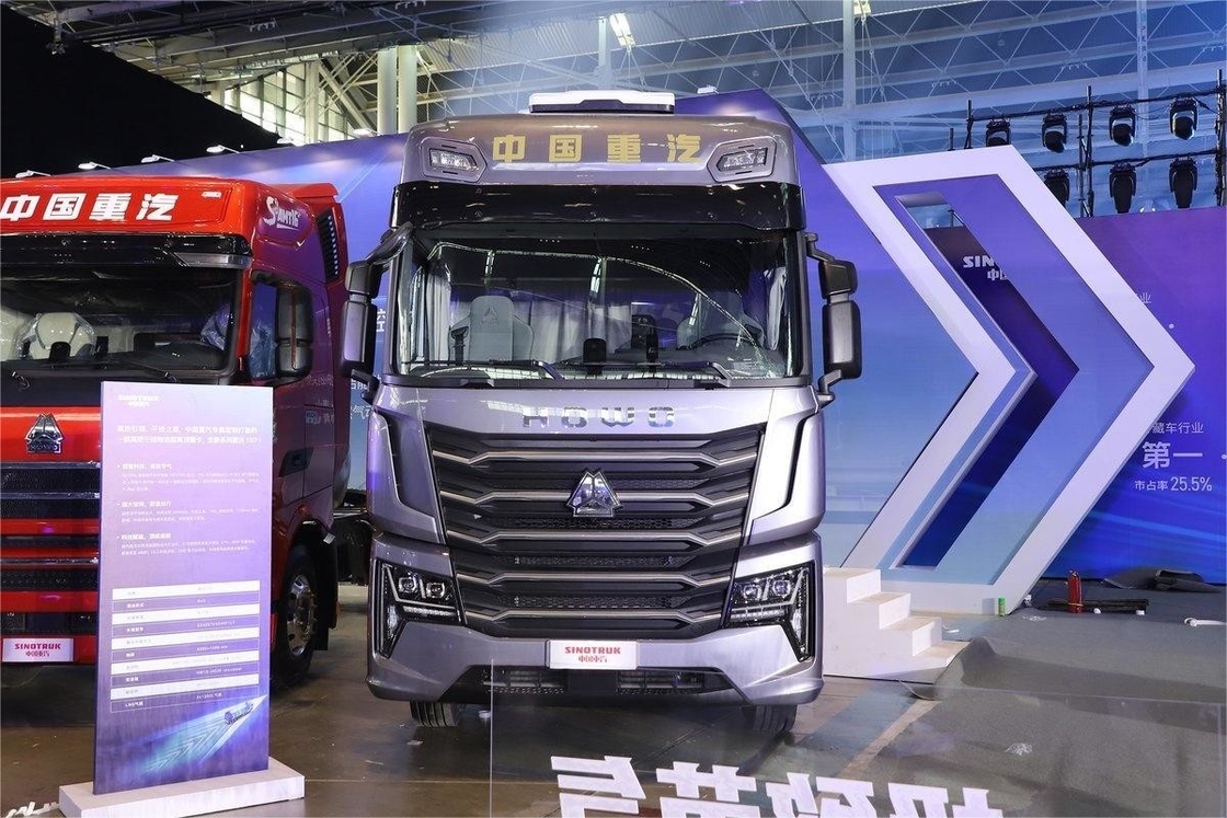 HOWO TS7 camião pesado 700HP 6X4 tampão hidráulico GNL de transmissão automática tractor de telhado alto