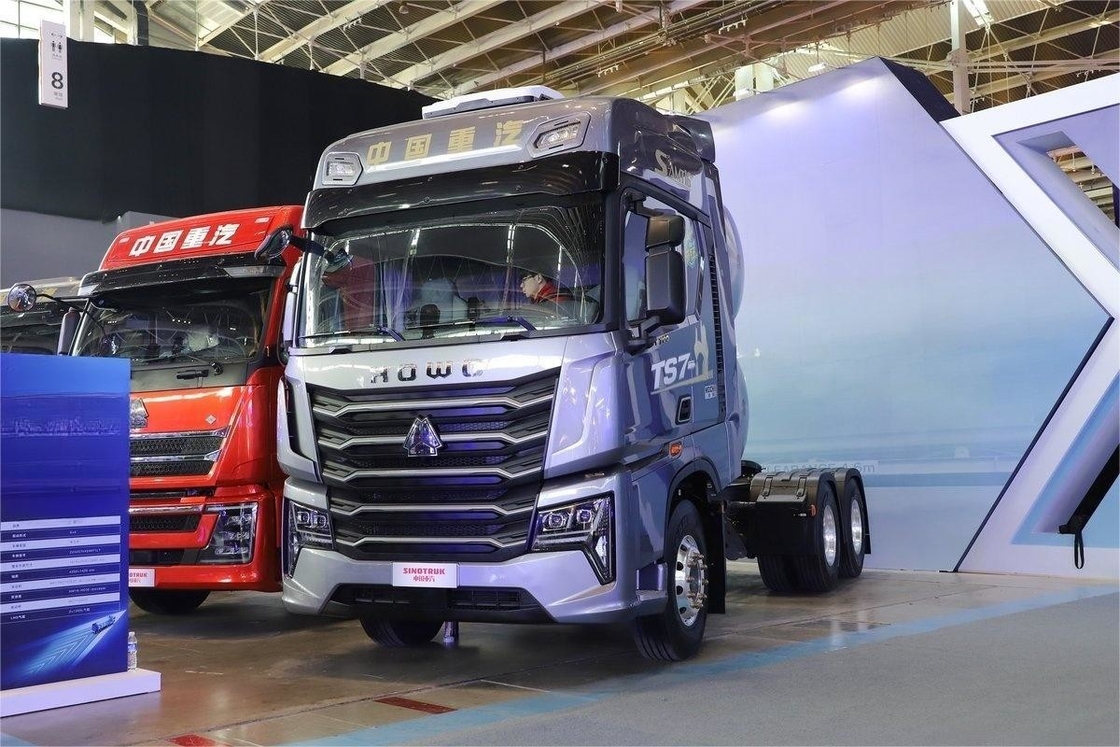 HOWO TS7 camião pesado 700HP 6X4 tampão hidráulico GNL de transmissão automática tractor de telhado alto