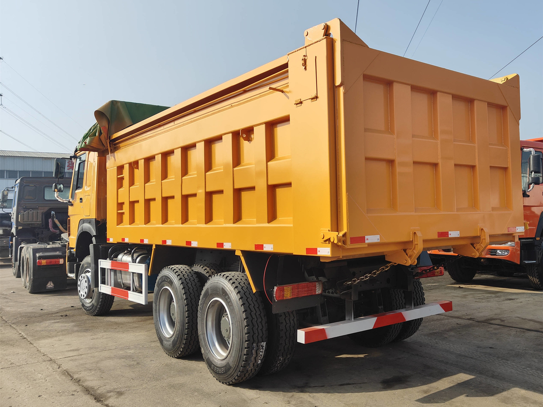 Peças de trânsito novo grande balde 30 toneladas 6 * 4 Howo Tipper com cobertura pneus novos Single Sleeper