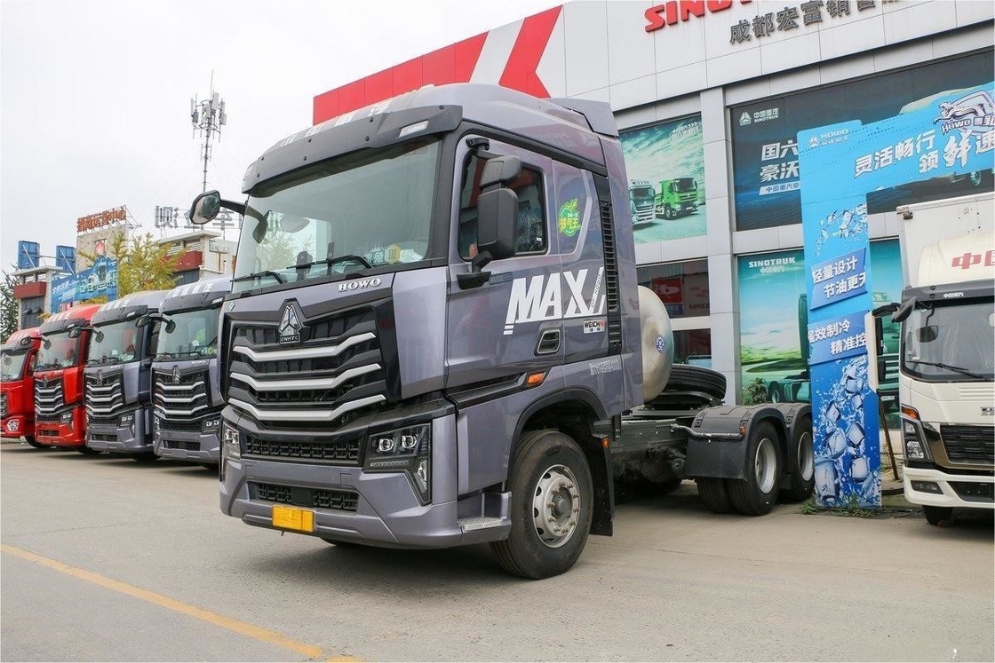 HOWO Max Heavy Truck Light Luxury Version Complate de fluxo de telhado alto 480HP 6X4 Trator de GNL