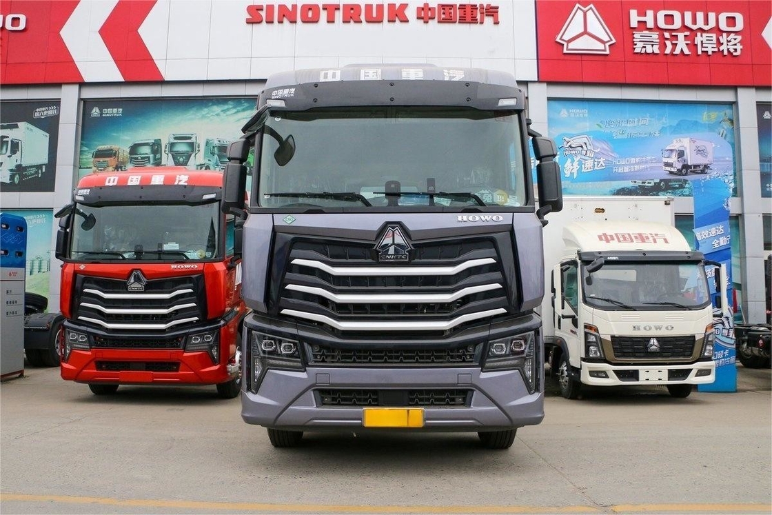 HOWO Max Heavy Truck Light Luxury Version Complate de fluxo de telhado alto 480HP 6X4 Trator de GNL