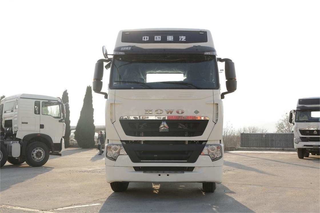 HOWO caminhão pesado defletor de vento lateral 440HP 6X4 LNG National VI Tractor (13T eixo traseiro)