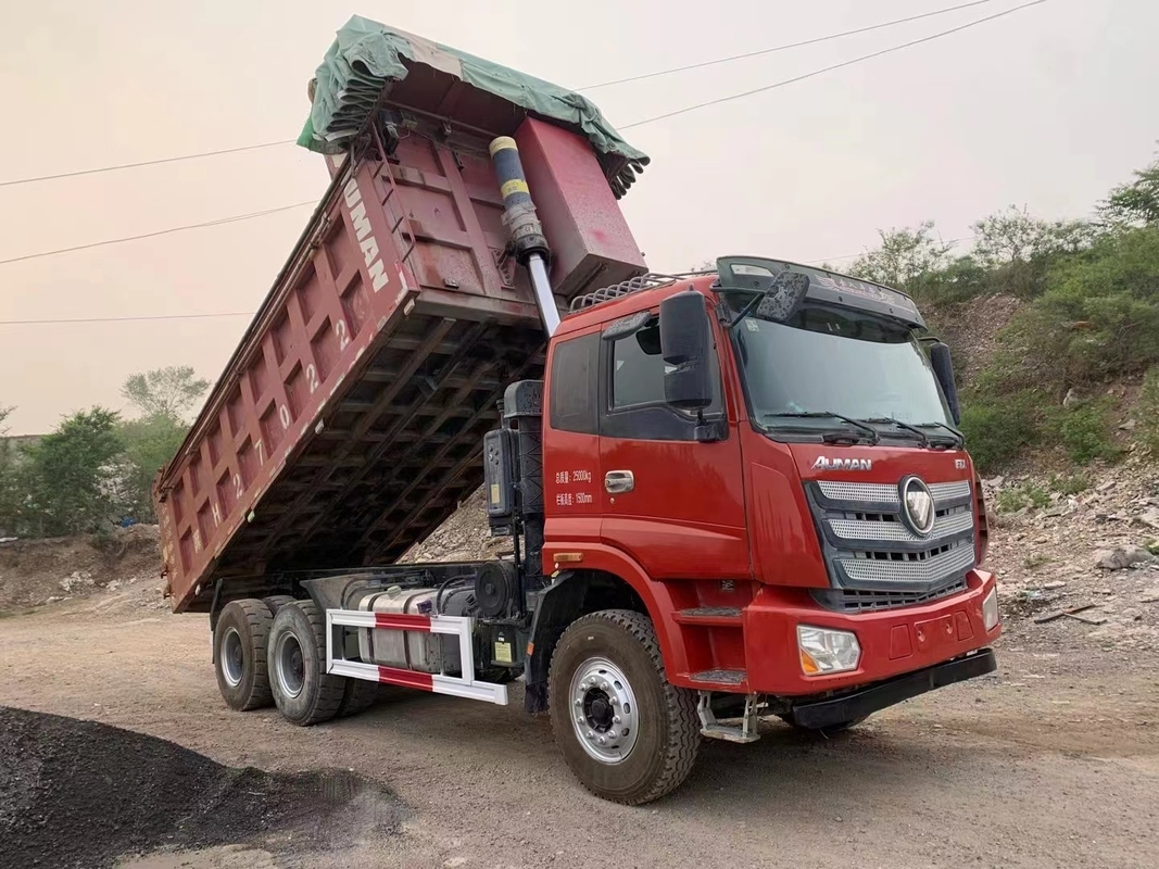 Caminhões usados com preços de 10 rodas Foton Dumper carregando 30 toneladas Grande balde com tampa