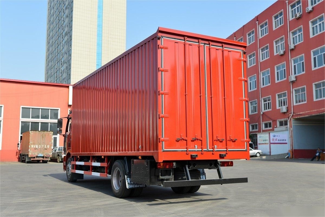 FAW J6L Single Axle Jiefang Medium Truck 240HP 4X2 8-Speed 6.8m Van Truck Porta lateral