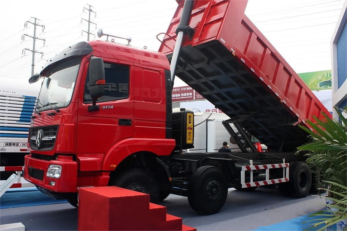 Caminhão pesado 340 HP 8X4 7,2m Corpo vermelho Ar condicionado montado em cima Marca Beiben
