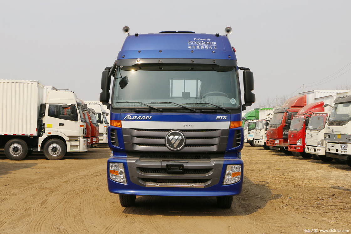 Caminhão pesado da série 6 Foton Auman Caminhão de cama plana Diesel de 8 velocidades 245HP 6X2 9.53m Corpo azul