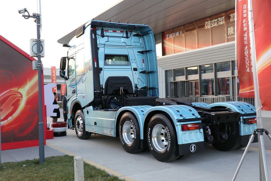Shacman Tractor Truck Climatizador de telhado alto topo lateral 840HP 6X4 AMT tampão hidráulico