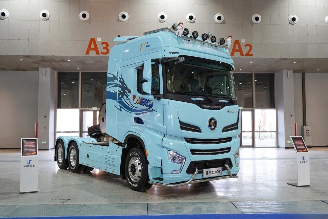 Shacman X6000 Tractor Truck Diesel 700 Hp 6X4 LNG AMT Alto telhado