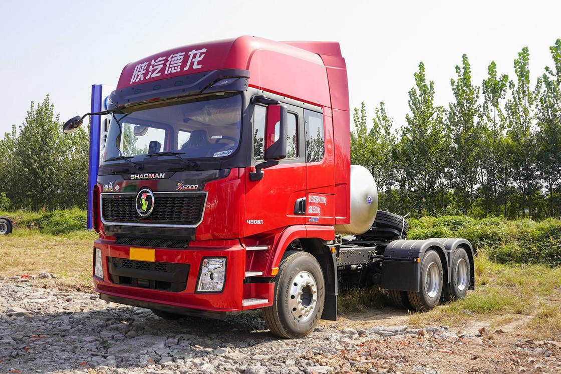 Caminhão tractor Shacman Euro 6 traseiro duplo eixo traseiro de oito rodas 480HP 6X4 LNG Airbag Seat