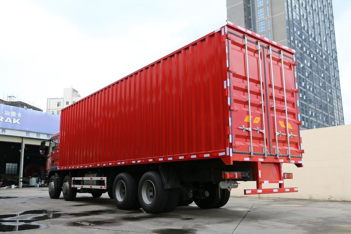Deflector de ar condicionado duplo eixo traseiro C5H Modelo Diesel 310HP 8*4 9.52M SITRAK Van Truck