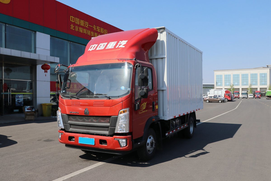 Sinotruk King Série 160HP 4.15m Deflector de telhado alto linha única HOWO Van Light Truck