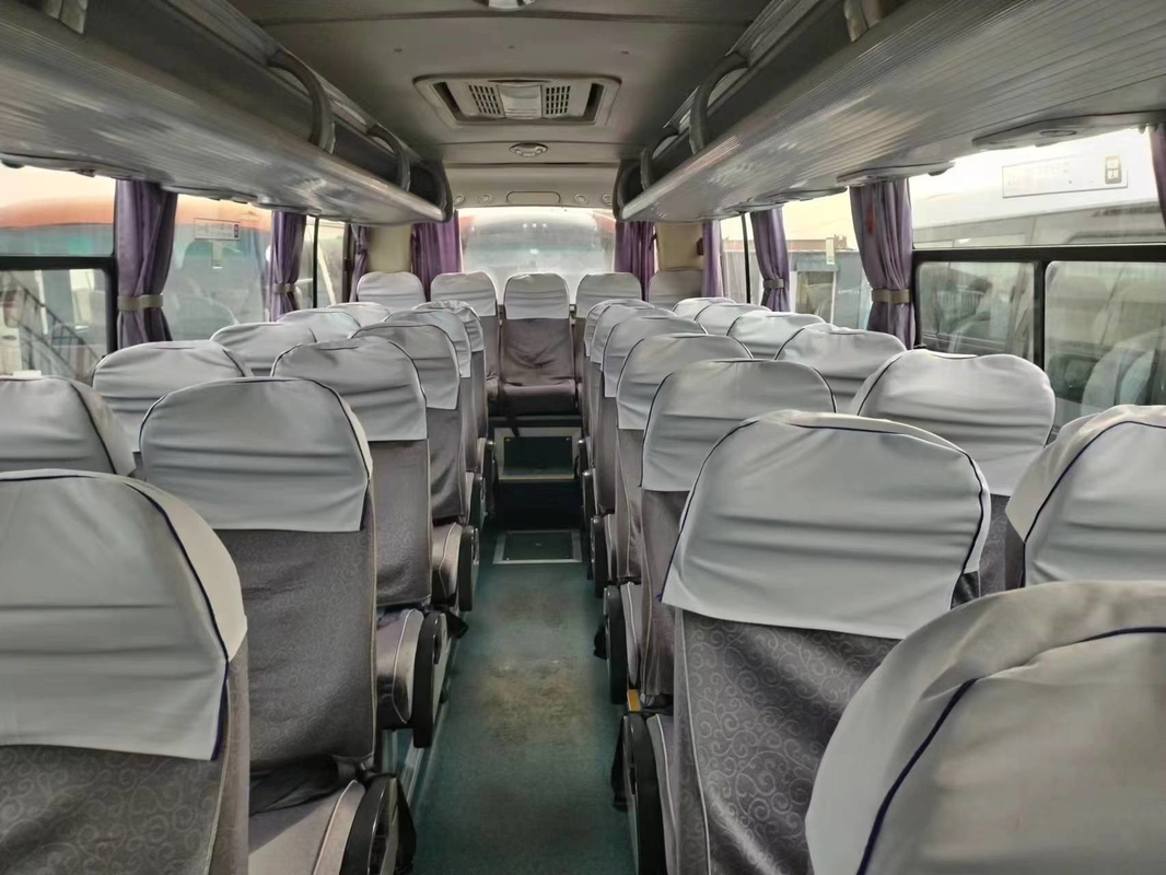 39 assentos YUTONG Bus ZK6888 Usado Diesel Bus 2a mão autocarro Euro III Emission bagagem Rack