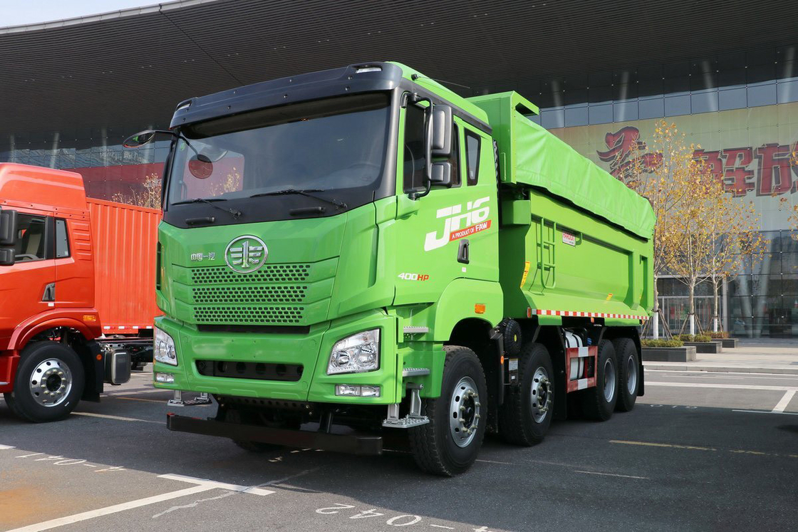 Qingdao Jiefang Dump Truck JH6 Heavy Truck Diesel 400HP Assento de meia fileira 8X4 5,8m Container de depósito traseiro