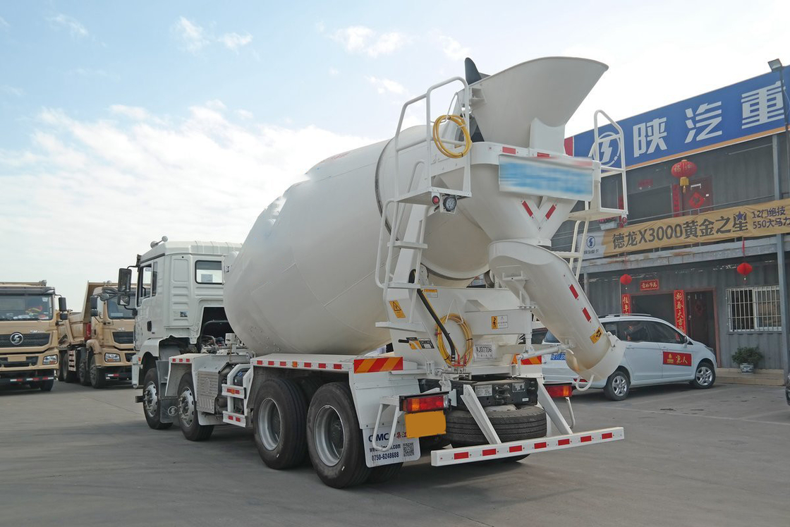 Shaanxi Automobile Heavy Truck Delong Novo M3000 336HP 8X4 7.49m3 caminhão de mistura de concreto
