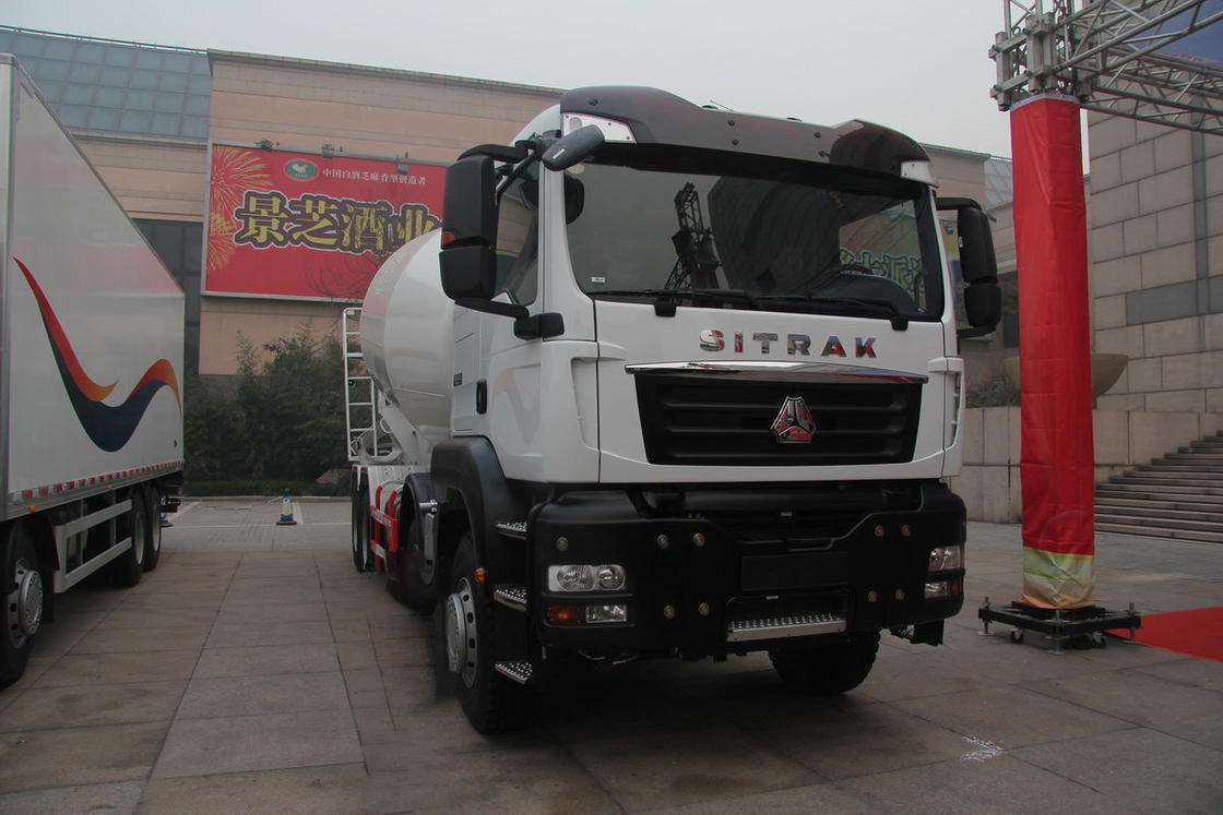 Sinotruk SITRAK C7H caminhão pesado diesel de 16 velocidades 400HP 8X4 6,5m3 caminhão misturador de concreto