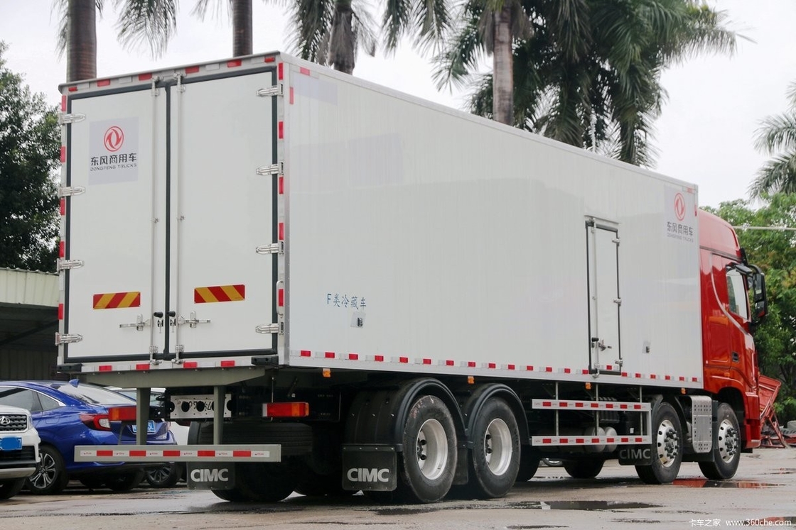 Dongfeng DFH5310 Diesel 14 Gear 465 Hp Meia fileira de telhado alto 8X4 9,4m AMT Automático Caminhão Refrigerado