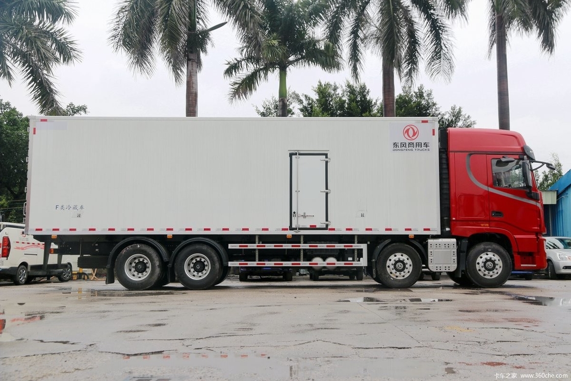 Dongfeng DFH5310 Diesel 14 Gear 465 Hp Meia fileira de telhado alto 8X4 9,4m AMT Automático Caminhão Refrigerado