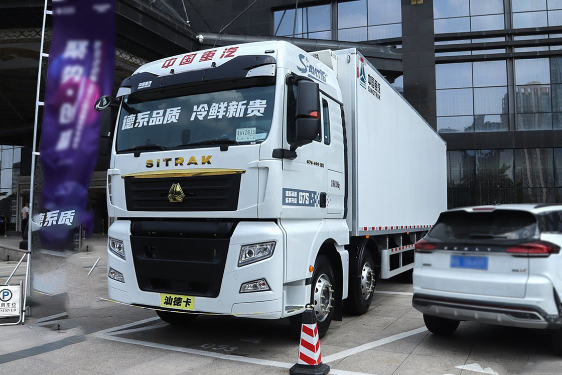SITRAK ZZ5326 G7S Diesel de 16 velocidades 490HP 8X4 9,45m AMT Automático Sinotruk Caminhão Refrigerado