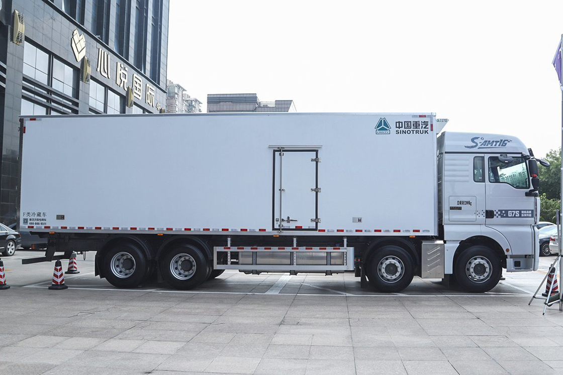 SITRAK ZZ5326 G7S Diesel de 16 velocidades 490HP 8X4 9,45m AMT Automático Sinotruk Caminhão Refrigerado