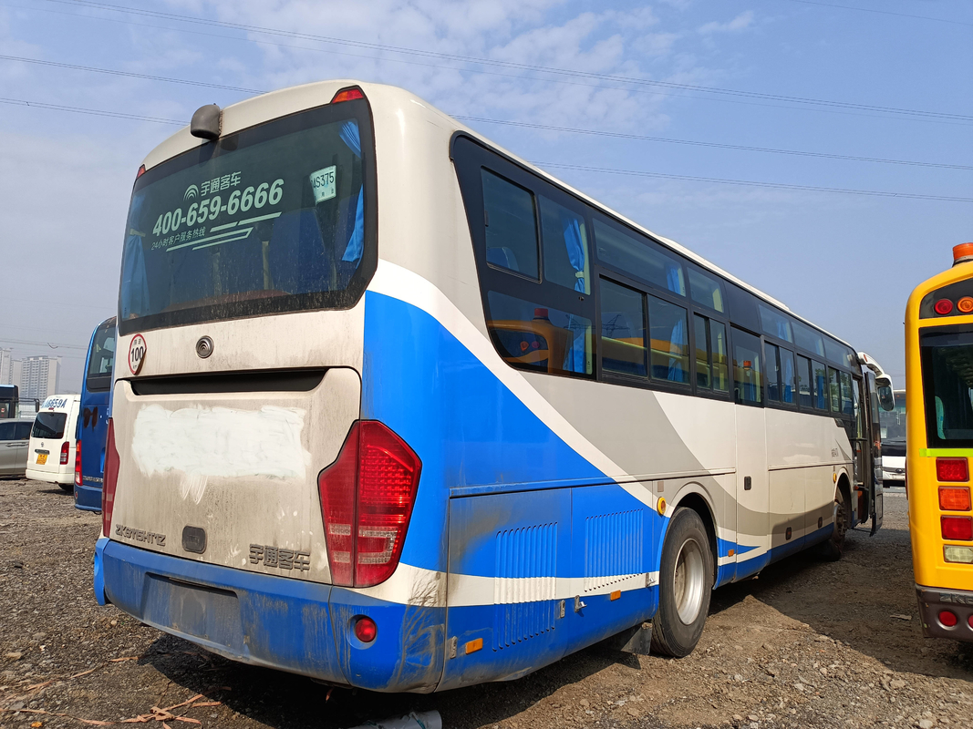 Uso de ônibus em África Youngtong ZK6115 Janela deslizante de duas portas 47 lugares Motor diesel A / C