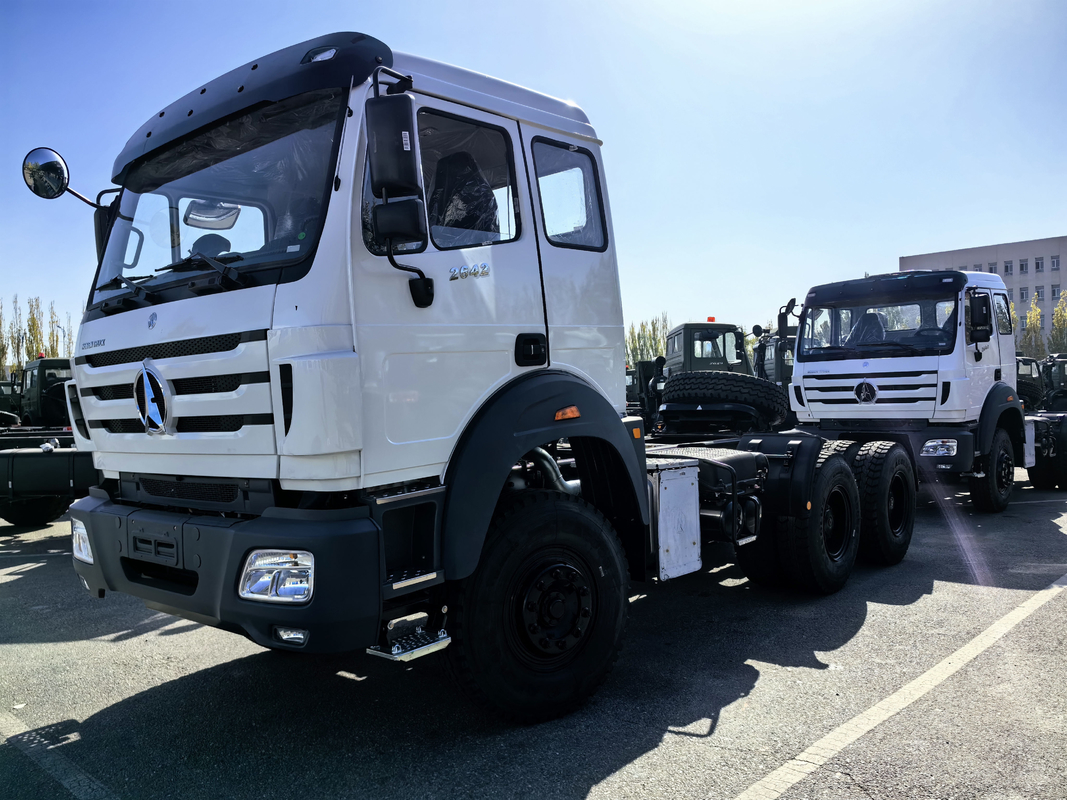 Cabeça pesada de semi-reboque Trator caminhão Beiben 6 * 4 modo de condução 420hp Weichai Euro 3 Uso na África