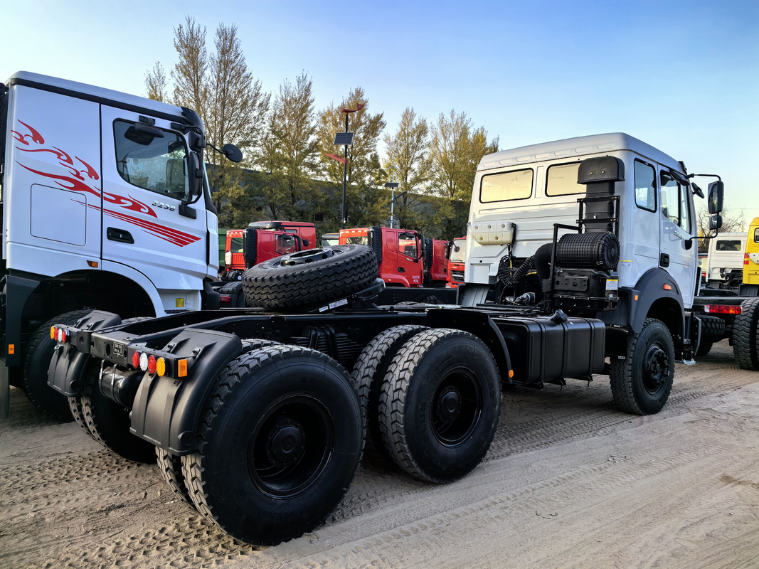 Cabeça pesada de semi-reboque Trator caminhão Beiben 6 * 4 modo de condução 420hp Weichai Euro 3 Uso na África