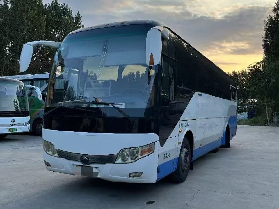 Ônibus e autocarros usados 59 lugares Ônibus Yutong 3 * 2 lugares Layout Ar condicionado Uso na África