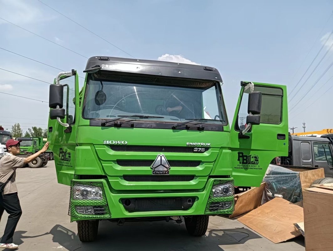 Caminhões de descarga usados usados no Zimbábue Sinotruk Howo Leaf Spring 30CBM Box Direito
