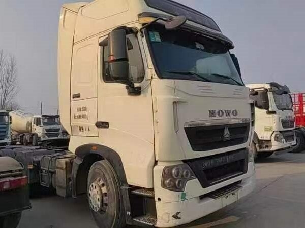 Howo Trator Caminhão de telhado alto Cabina Howo T7H Cabeça de cavalo Removação 50 toneladas Weichai 440hp Motor poderoso