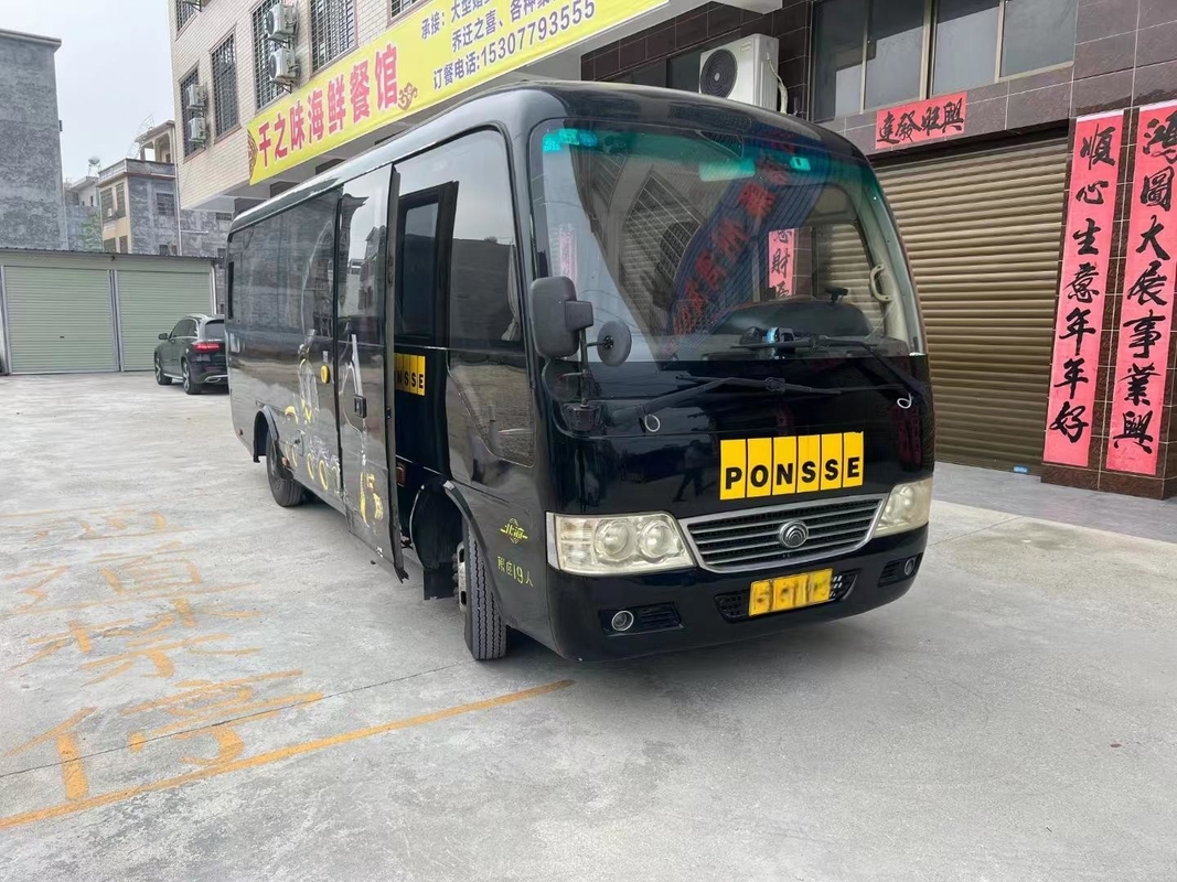 Minibus usado para venda Yutong ZK6708D Motor dianteiro Diesel Coaster Bus 19 lugares 2 + 1 lugares
